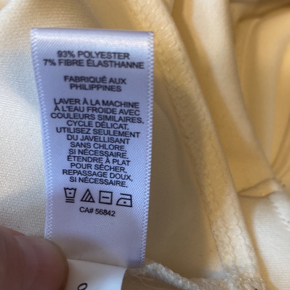 $7 CLEARANCE SALE - Express XS White Cop Top - Picture 9 of 9